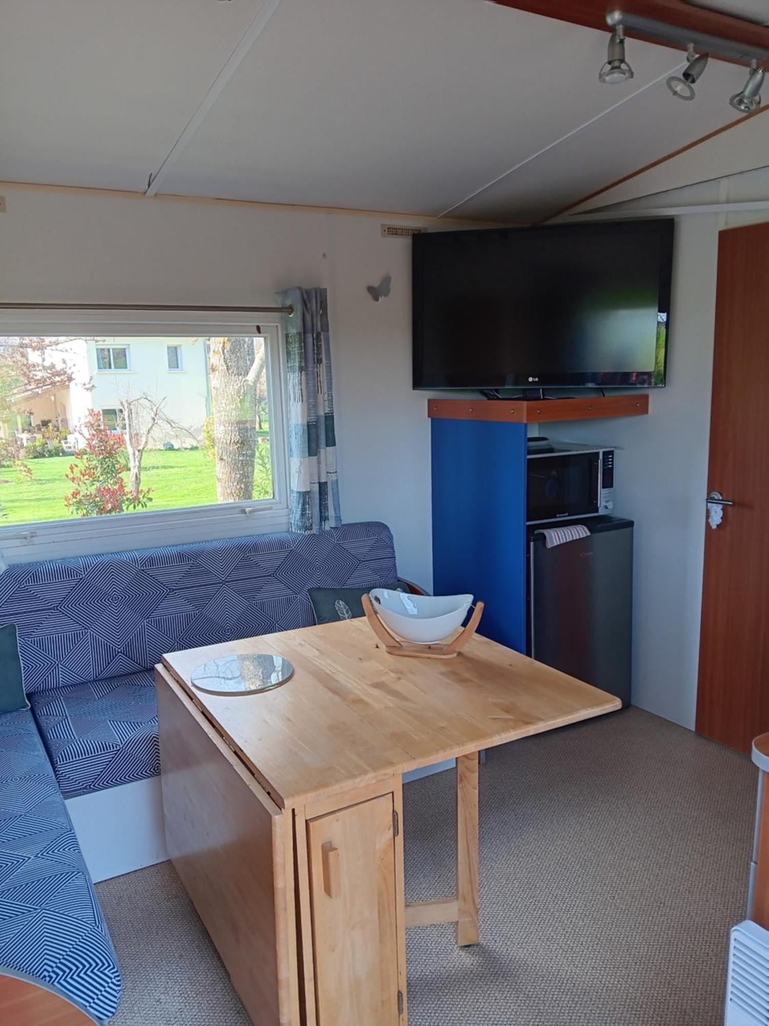 Mobilhome Cosy Au Calme De La Campagne Lombez Εξωτερικό φωτογραφία